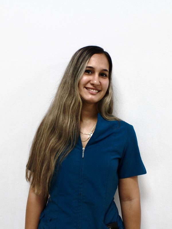 Brigitte Marichal, higienista dental en la Clínica Dental Vidal Castellano, Las Palmas de Gran Canaria