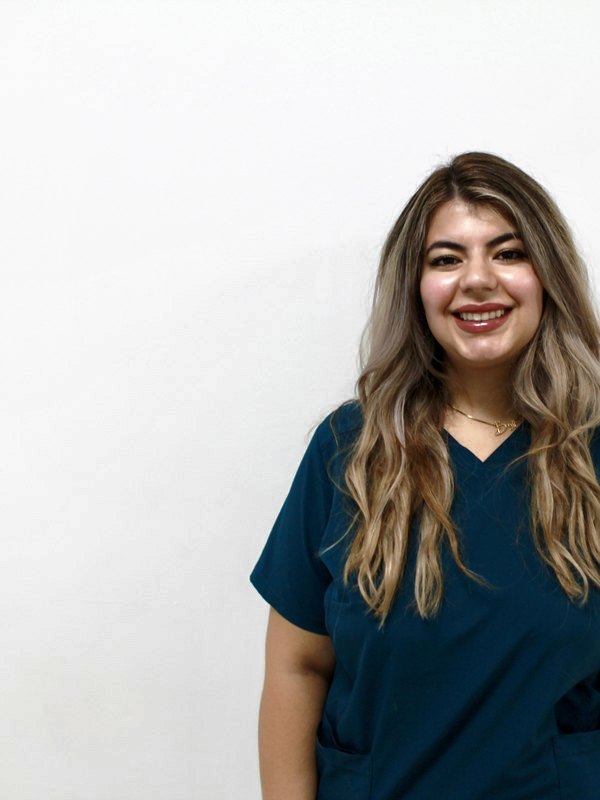 Lorena Torrens, auxiliar de clínica en la Clínica Dental Vidal Castellano, Las Palmas de Gran Canaria